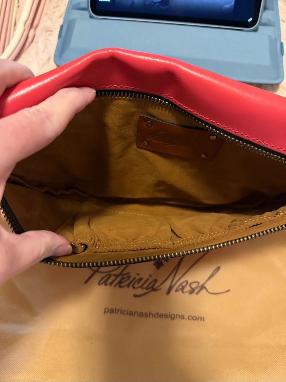 Women’s Patricia Nash Red Leather Crossbody/Belt Bag with adjustable strap NWOT - Picture 9 of 9